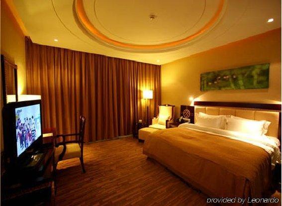 Shungeng Hillview Hotel Jinan Ruang foto